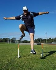 Hurdlers incorrectly flinging their arms out to the side